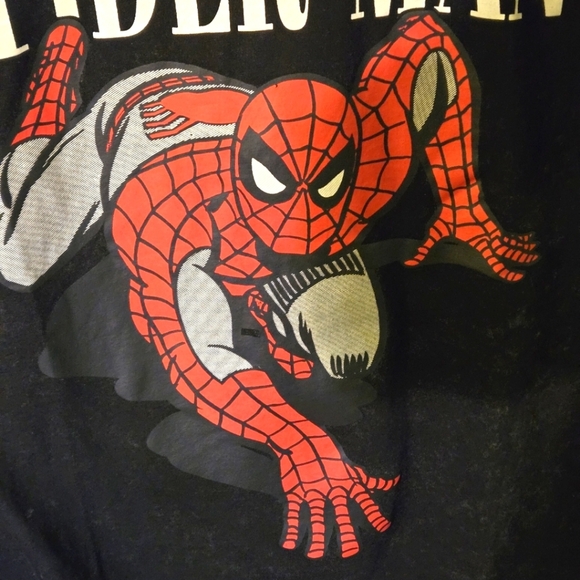 Marvel Spider-Man Short Sleeve Tee Black, Red & White Women size 1X - Picture 3 of 8